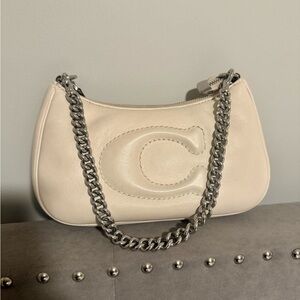 Coach Off-White Leather Shoulder Bag with Chain Strap